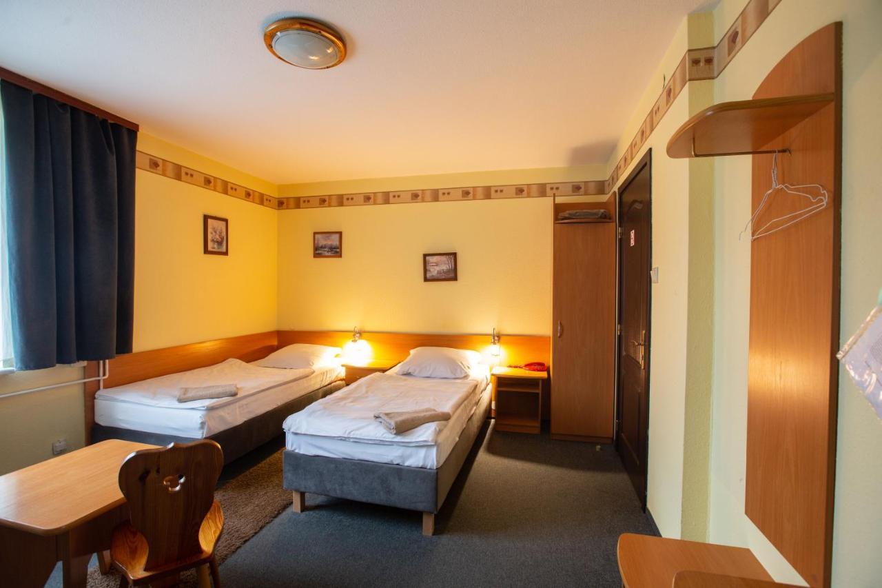 Hotel Margo Cedynia Exterior photo